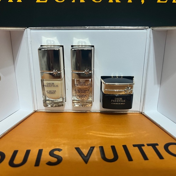 Dior Prestige Set - Picture 1 of 11